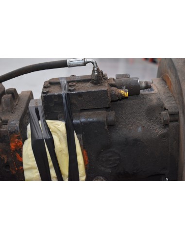 HYDRAULIC PUMP 1070D